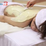 Cách tắm trắng da không lo kích ứng, bào mòn